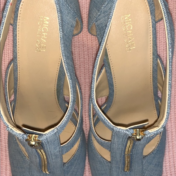 Blue Michael Kors wedge heels, never worn - Picture 3 of 4